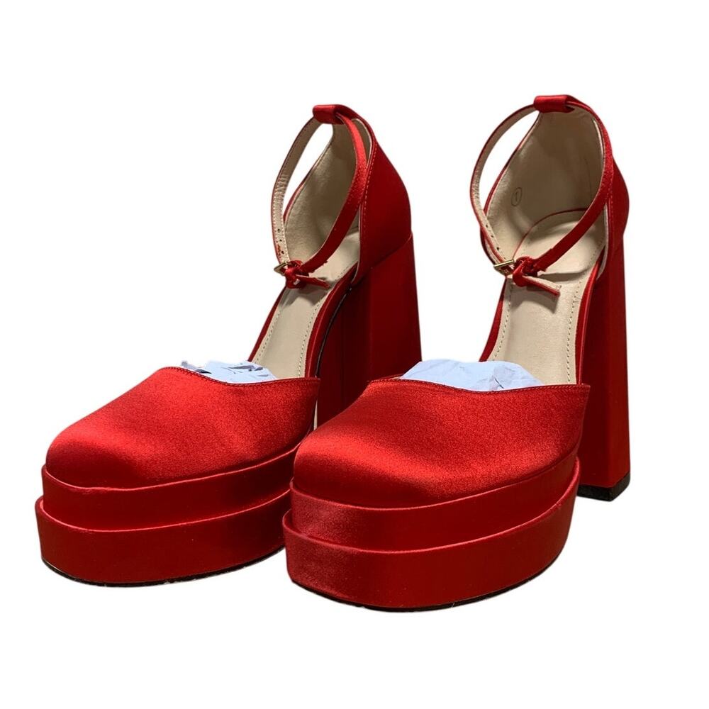 Vetaste Womens Size 7 Red 5.5" Platform Heels Closed Round Toe Ankle Strap Shoes